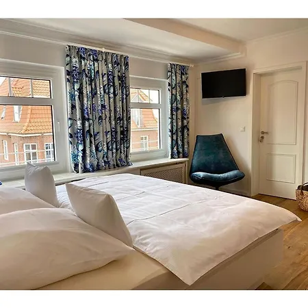 Penthuus Modern Retreat *